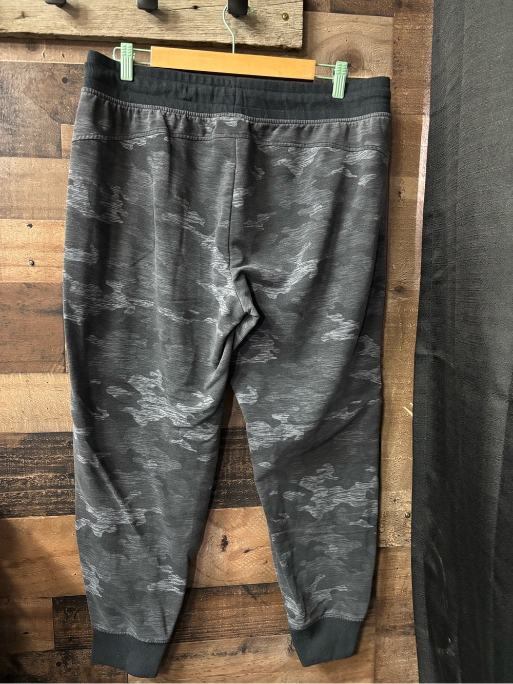 Athletic Works Dark Gray Camo Jogger Pants - Picture 2 of 8